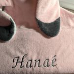 cape de bain lapin rose et gris prénom brodé